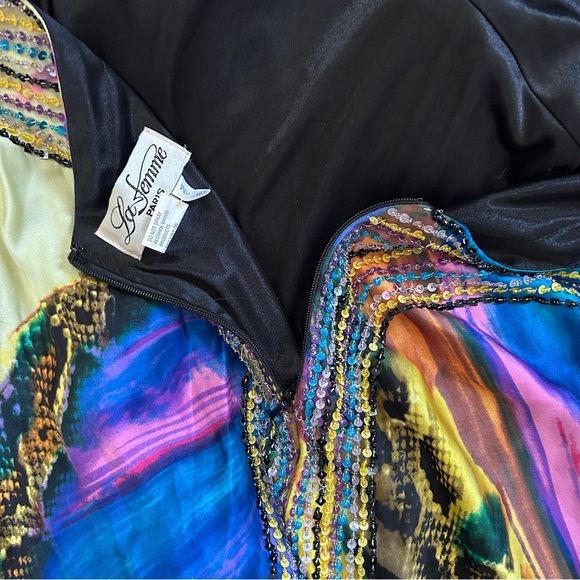 La Femme Maxi Silk Multicolor Backless Sequin Gown Dress Size 6 - Picture 13 of 16